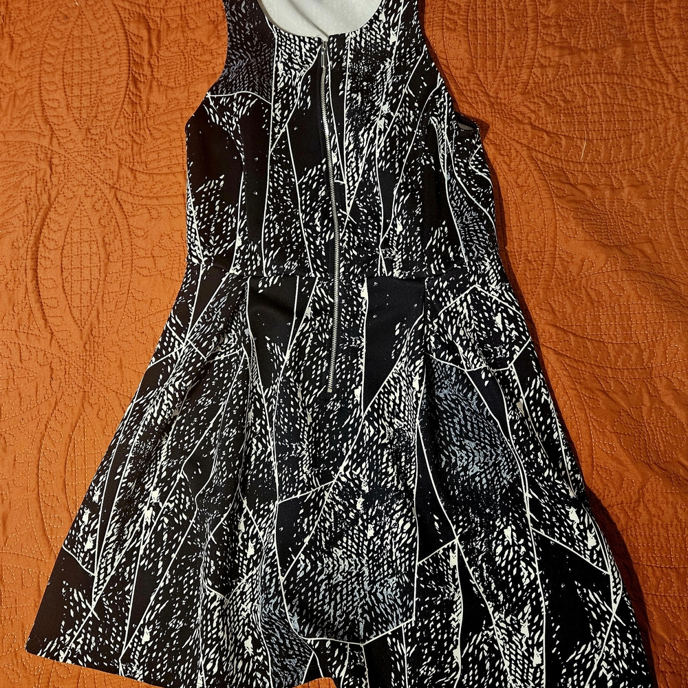Mossimo Supply Co. Monochrome Abstract Midi Dress